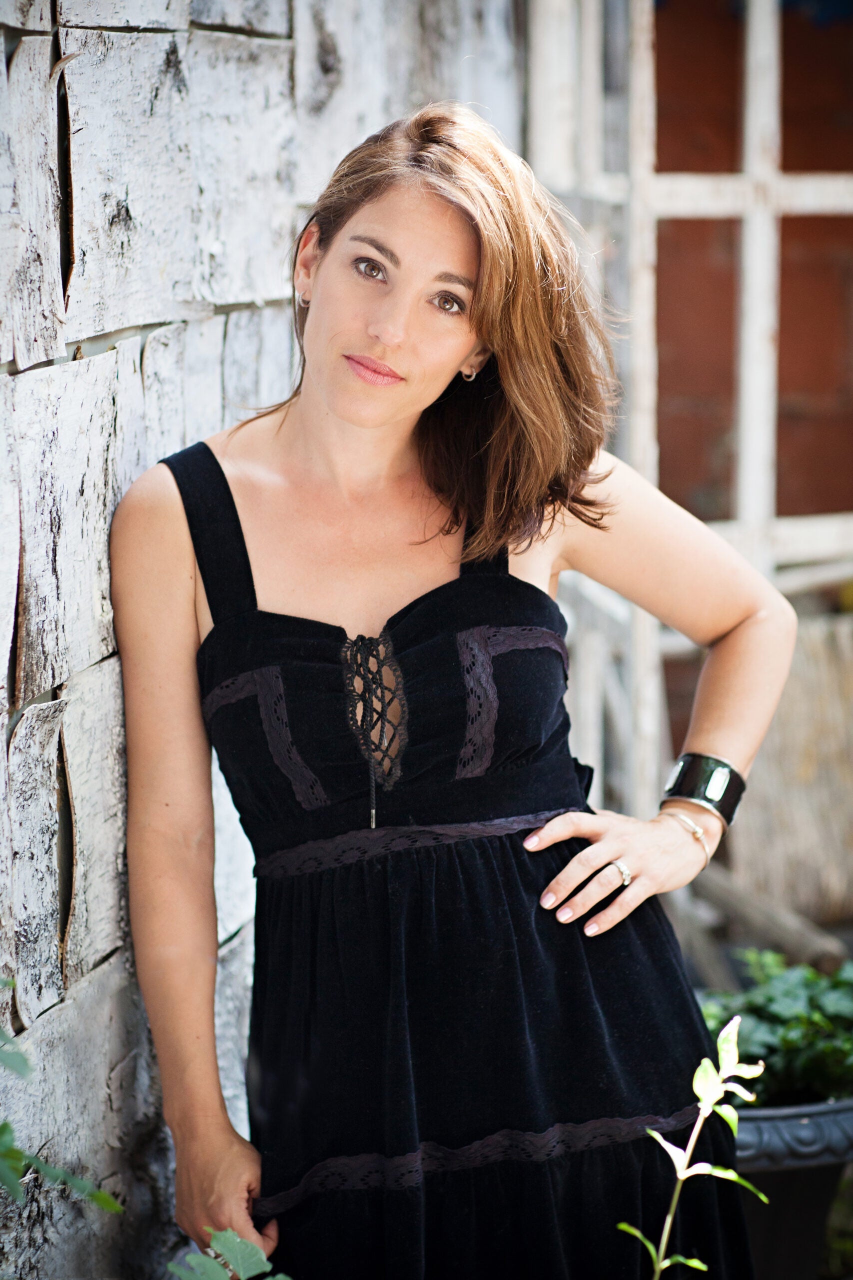 Amy Jo Johnson Interview:  [Year] Exclusive